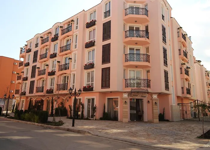 Menada Romance Marine *