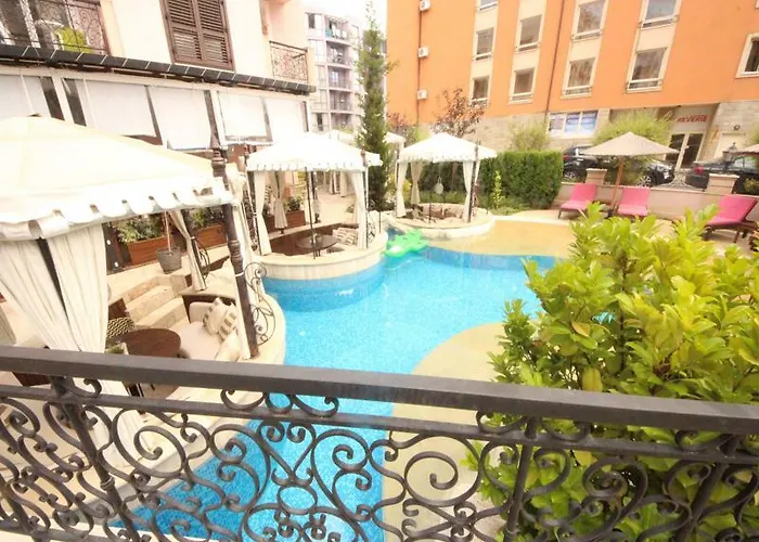 Daire Menada Romance Marine *