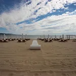 Menada Romance Marine Σάνι Μπιτς