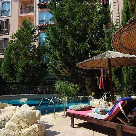 Menada Romance Marine * Σάνι Μπιτς