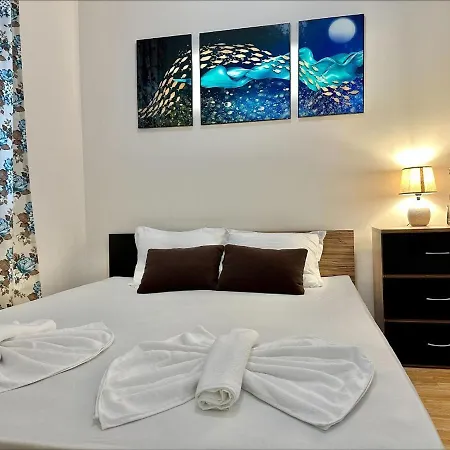 Menada Romance Marine * Σάνι Μπιτς