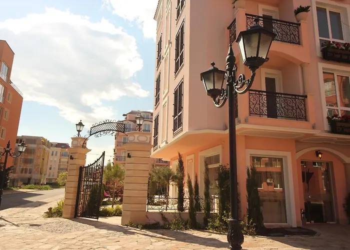 Menada Romance Marine 阳光海滩