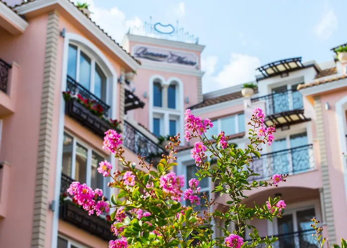 Menada Romance Marine 阳光海滩